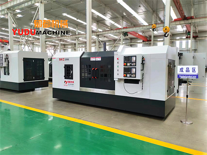 管件三通加工_機(jī)床